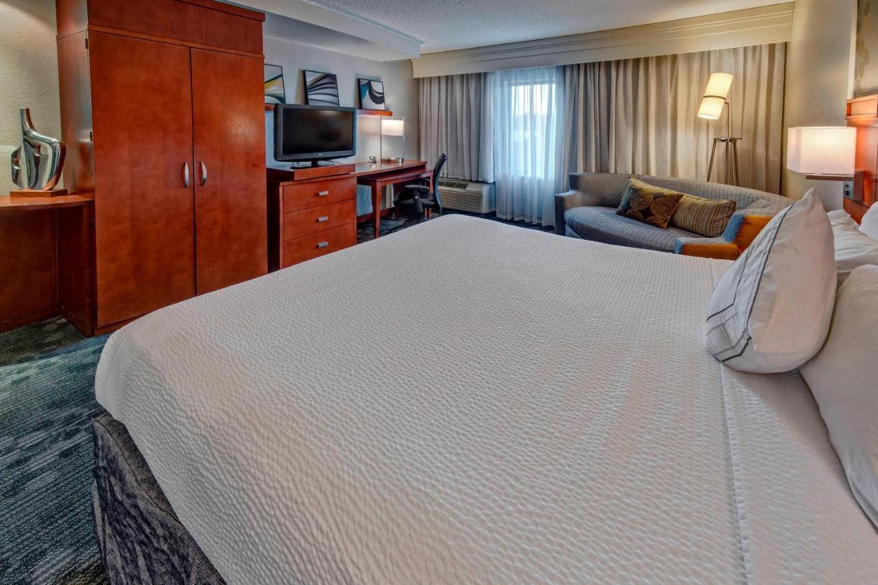 Courtyard By Marriott Alexandria Hotel Luaran gambar