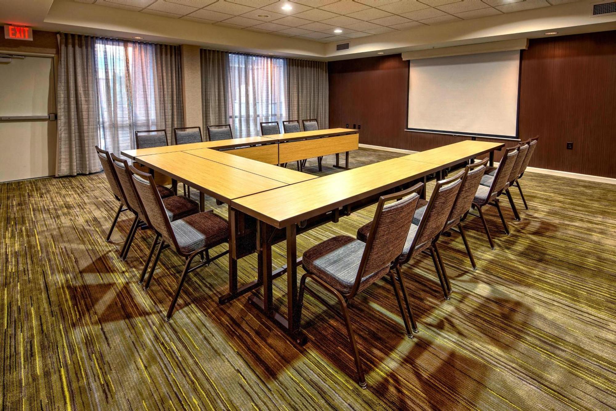Courtyard By Marriott Alexandria Hotel Luaran gambar
