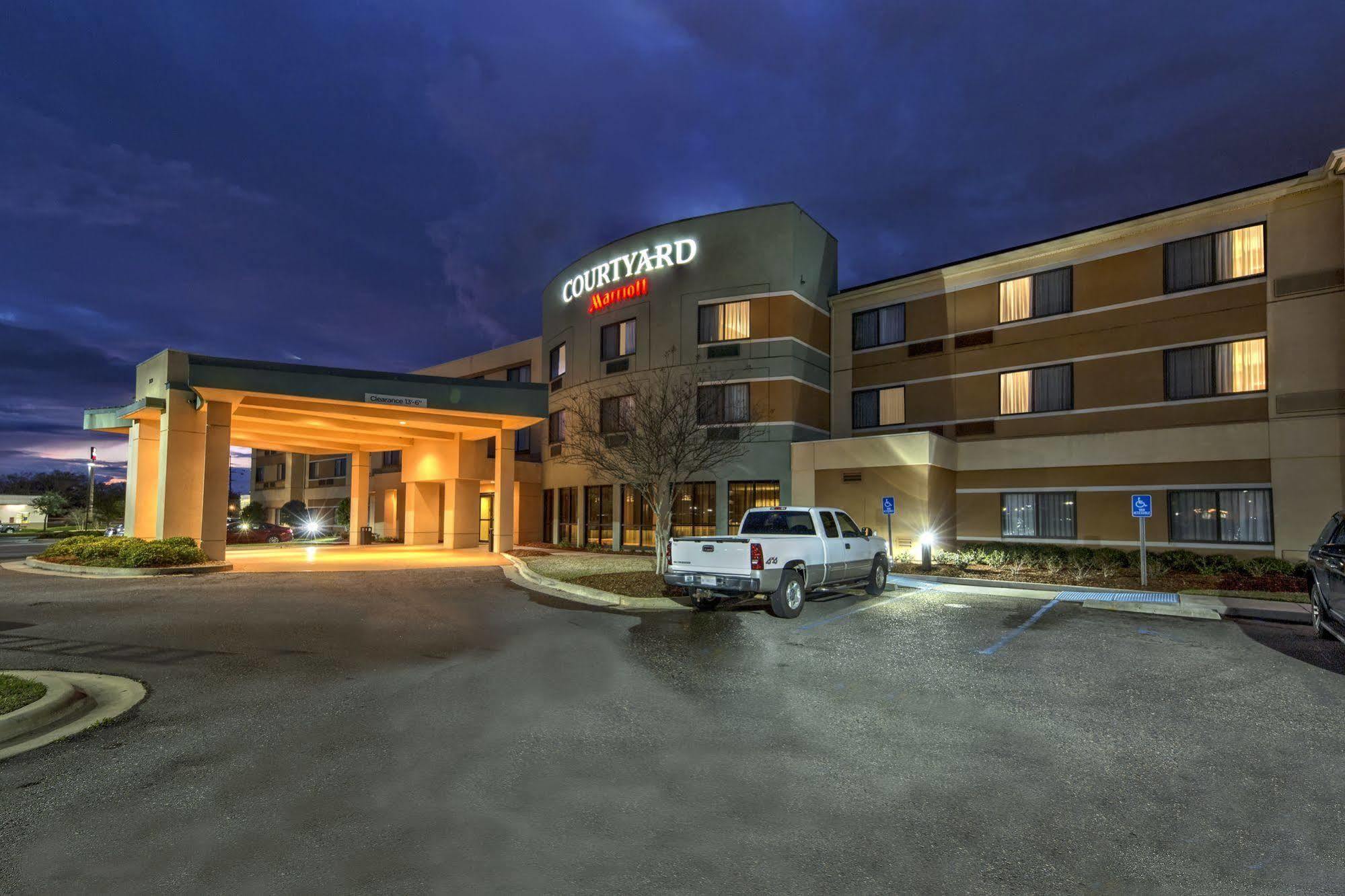 Courtyard By Marriott Alexandria Hotel Luaran gambar