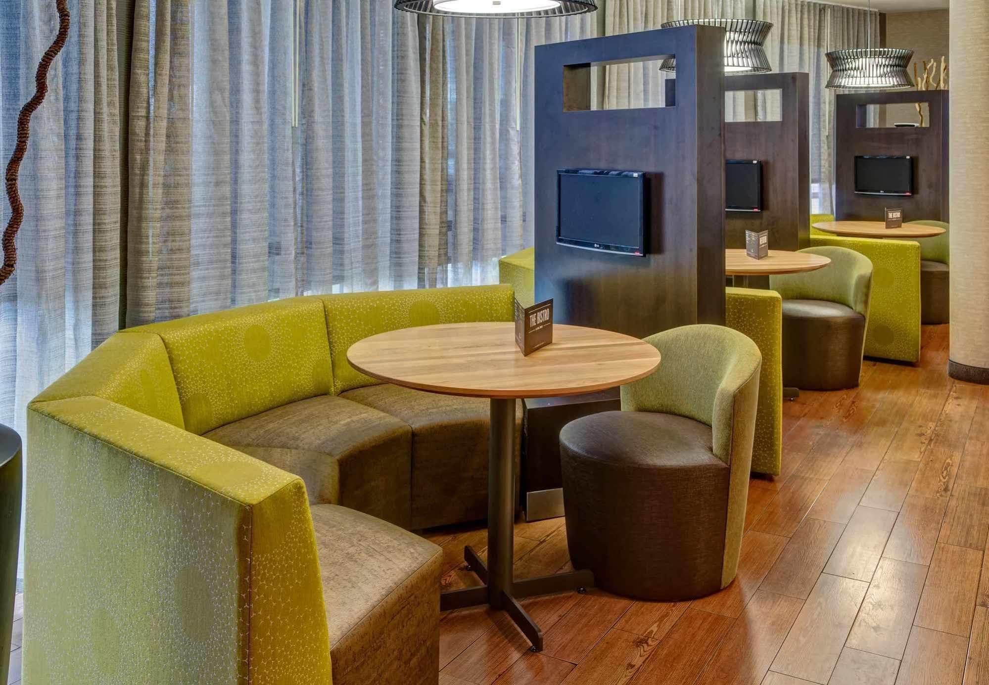 Courtyard By Marriott Alexandria Hotel Luaran gambar